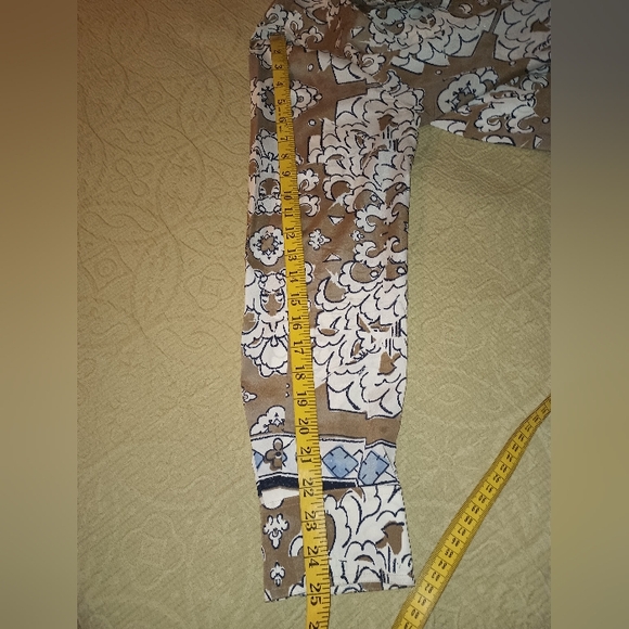 Tory Burch Tan, Black And White Patterned Silk Blouse SZ14 - Picture 5 of 6